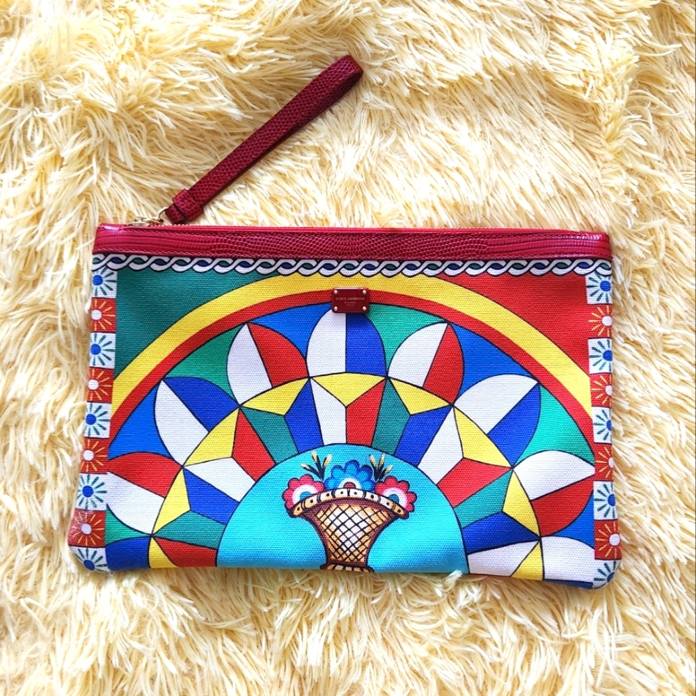 Dolce and gabbana clutch